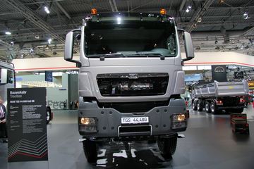 TGS 480 8x8 ǣ