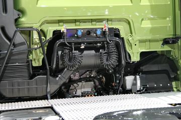 TGX 440 4X2 ǣɫ