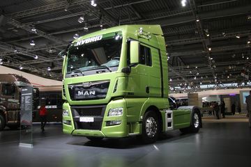TGX 440 4X2 ǣɫ
