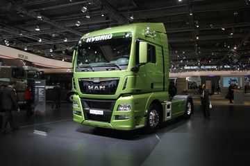 TGX 440 4X2 ǣɫ