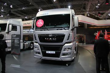 TGX 440 4X2 ǣ