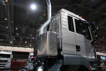 ��TGX 480���� 8X8 ���ֳ�����