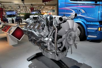 ŵչ˹ 16 V8