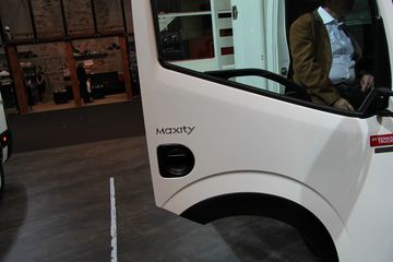 ��ŵ����չ����ŵ RANGE D MAXITY 140���� 4X2 �Ῠ