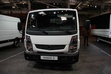 ŵչŵ RANGE D MAXITY 140 4X2 Ῠ