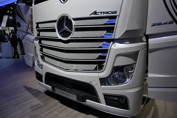 ŵչ Actros2545L 450 6X2 ǣ