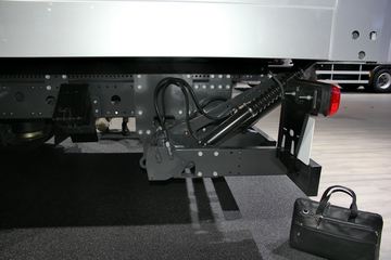 ŵչAtego 821L 210 4X2 ʽػ