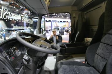 ŵչAtego 821L 210 4X2 ʽػ