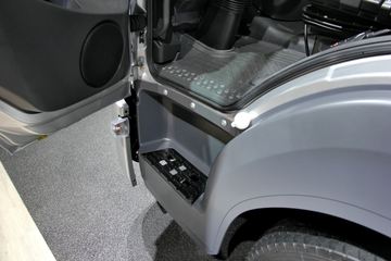 ŵչAtego 821L 210 4X2 ʽػ