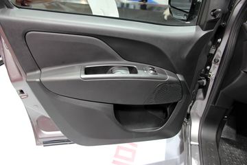 ŵչ Doblo 3.8 ջ