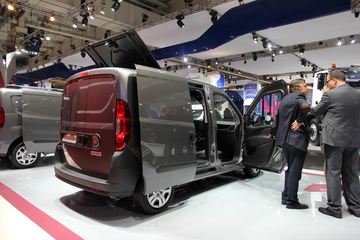 ŵչ Doblo 3.8 ջ