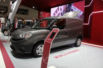 ŵչ Doblo 3.8 ջ