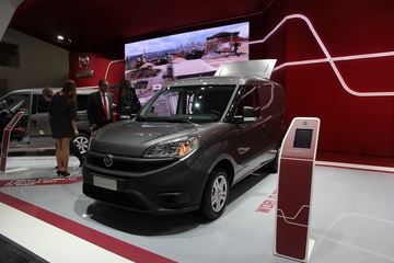 ŵչ Doblo 3.8 ջ