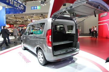 ŵչ Doblo Combi