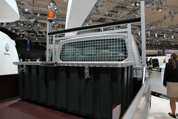 ŵչ Crafter 35 Doppelkabine Pritsche 4MOTION 峵
