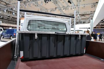 ŵչ Crafter 35 Doppelkabine Pritsche 4MOTION 峵