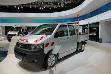 ŵչ Crafter 35 Doppelkabine Pritsche 4MOTION 峵
