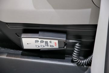 ŵչ Transporter Zugkopf 峵