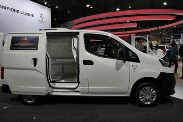 ŵչղ NV200 س