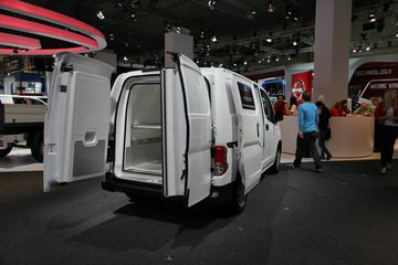 ŵչղ NV200 س