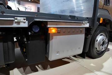 ��ŵ����չ���ֶ���FL�������䳵