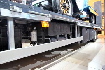 ��ŵ����չ���ֶ���FL�������䳵