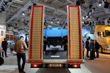 ��ŵ����չ���ֶ���FL�������䳵