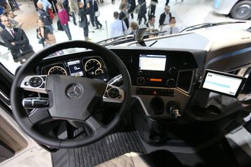 ŵչ Actros 4163 8X4 630 ǣ