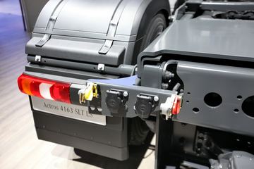 ŵչ Actros 4163 8X4 630 ǣ