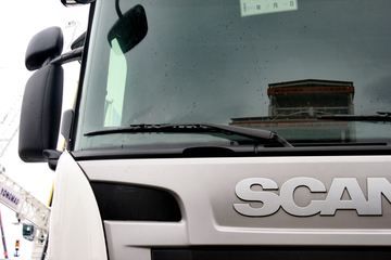 ��չ�ۼܱó�