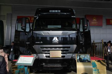 �����ǵ¿�Ѳչ����վ