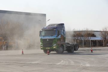 �����ǵ¿�Ѳչ����վ