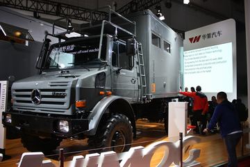 ĪU4000 4X4ԽҰ
