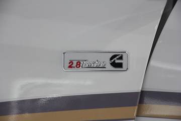  SUV