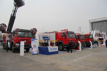 2015����չ����չ̨