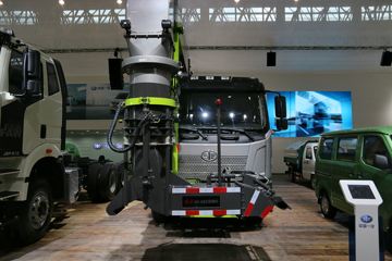 J6L 220 4X2 ѩ