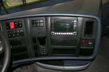 й T7H 440 6X4 AMTǣ