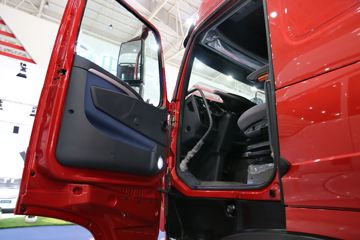й T7H 440 6X4 AMTǣ