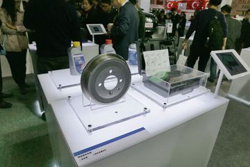 2015˸չ 