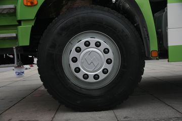 M3000 6x4 ˫ȼж