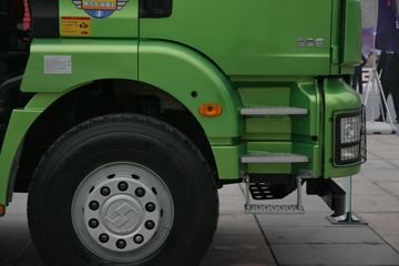 M3000 6x4 ˫ȼж