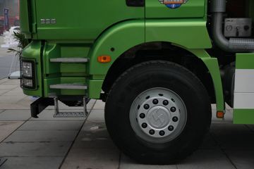 M3000 6x4 ˫ȼж