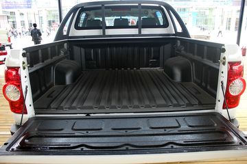˧T6 4X4 ˫Ƥ