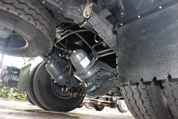 D6L 130 4X2 ʽῨ