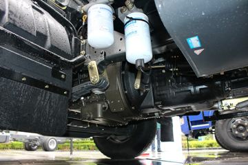 D6L 130 4X2 ʽῨ