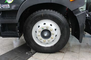 D9 180 4X2 ػ