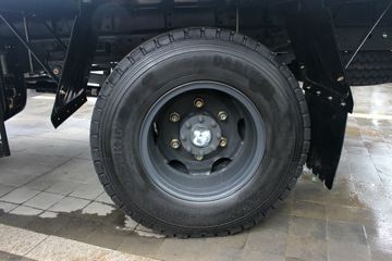 D6L 130 4X2 ʽῨ