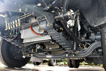 D6L 130 4X2 ʽῨ