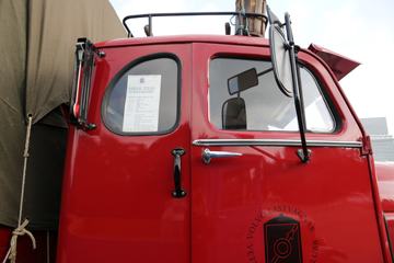 L359 TITAN 1954