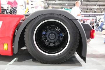 άNEW STRALIS XP 570